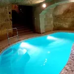 Ta Majsi With Indoor Heated Pool