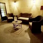 Ta Majsi With Indoor Heated Pool