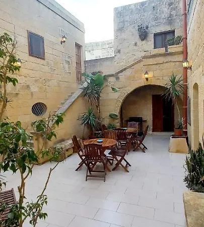 Villa Ta Majsi With Indoor Heated Pool San Lawrenz