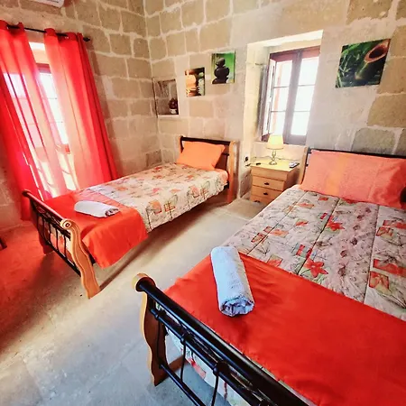 Ta Majsi With Indoor Heated Pool Villa San Lawrenz
