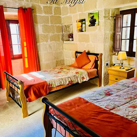 Villa Ta Majsi With Indoor Heated Pool San Lawrenz