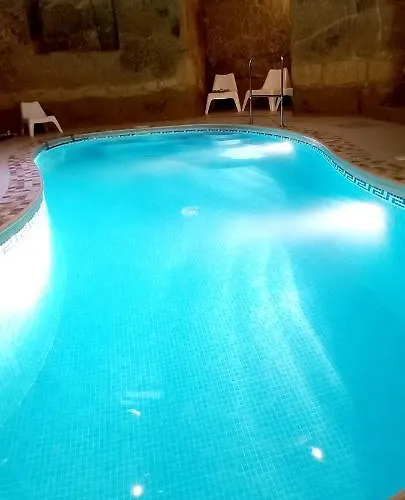 Ta Majsi With Indoor Heated Pool