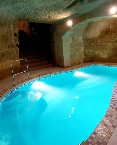 Ta Majsi With Indoor Heated Pool