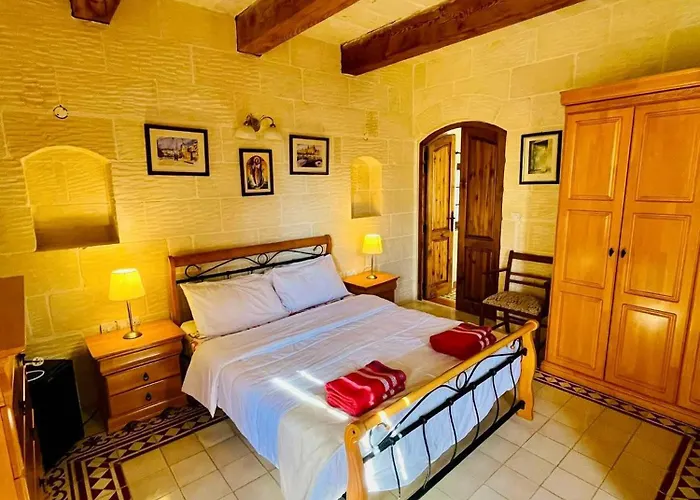 Ta Majsi With Indoor Heated Pool *